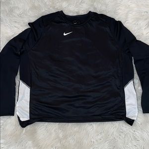 NWT Nike Dry Fit Long Sleeve